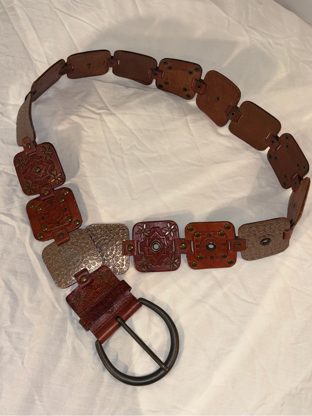 Fossil Brown Leather Metal Concho Statement Belt | Y2K Boho Western S